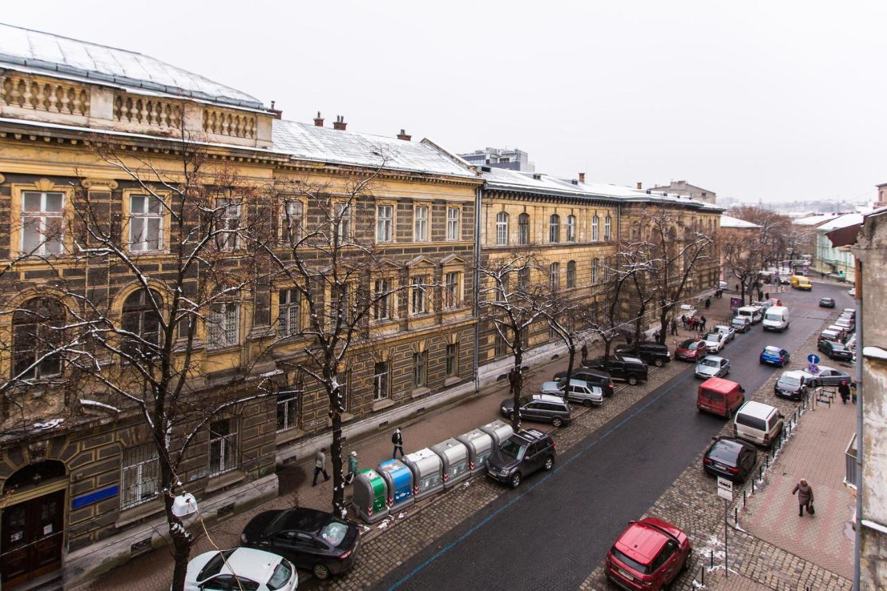 Avangard Qn Romana 26 Apart Lviv Buitenkant foto
